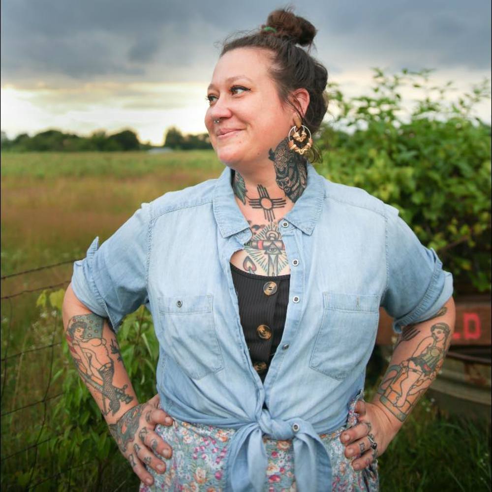 Meet your Posher, Tonya